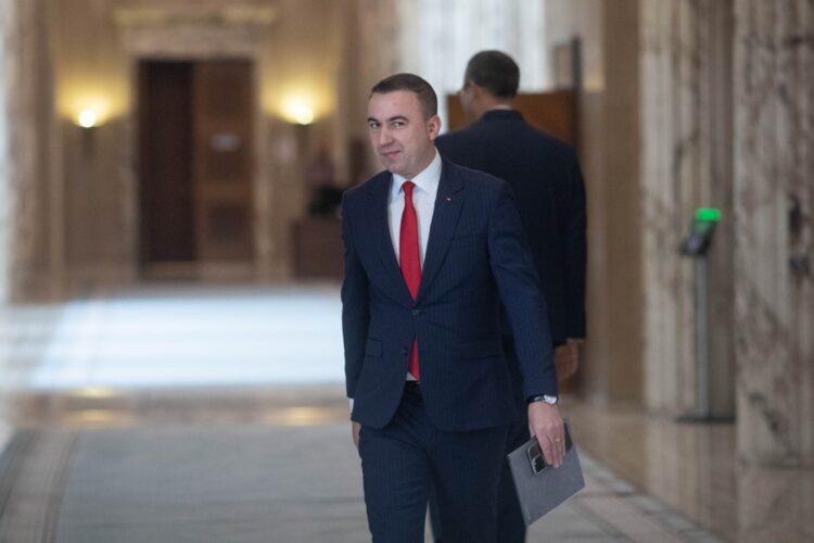 Ivan: „Nu vor crește prețurile la gaze naturale până anul viitor”